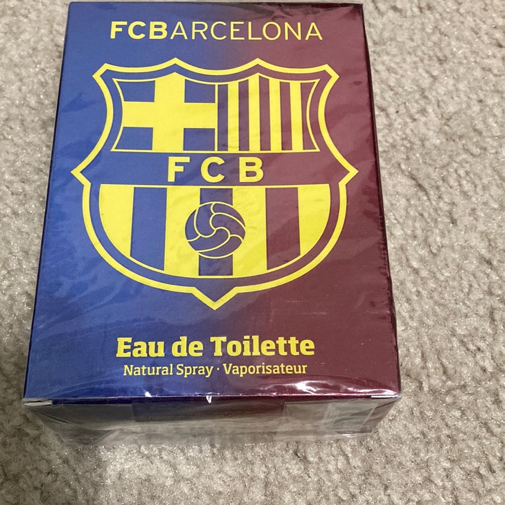 FcBarcelona Eau de Toilette Natural spray with 6 pair converse socks